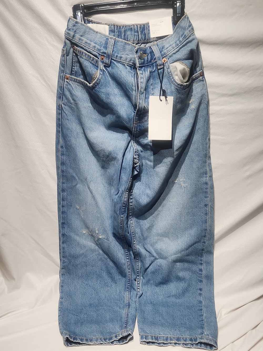 144. BNWT Zara high rise cropped kids jeans